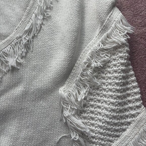 Anthropologie L Pacific Fringed Tank White Knit Fringe Blouse - Picture 2 of 5